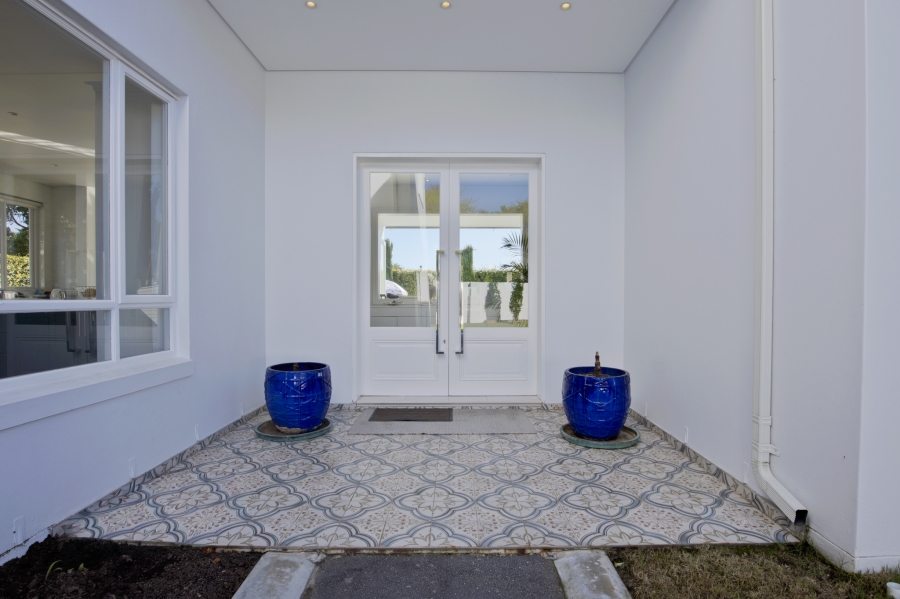 To Let 3 Bedroom Property for Rent in Sunset Beach Western Cape